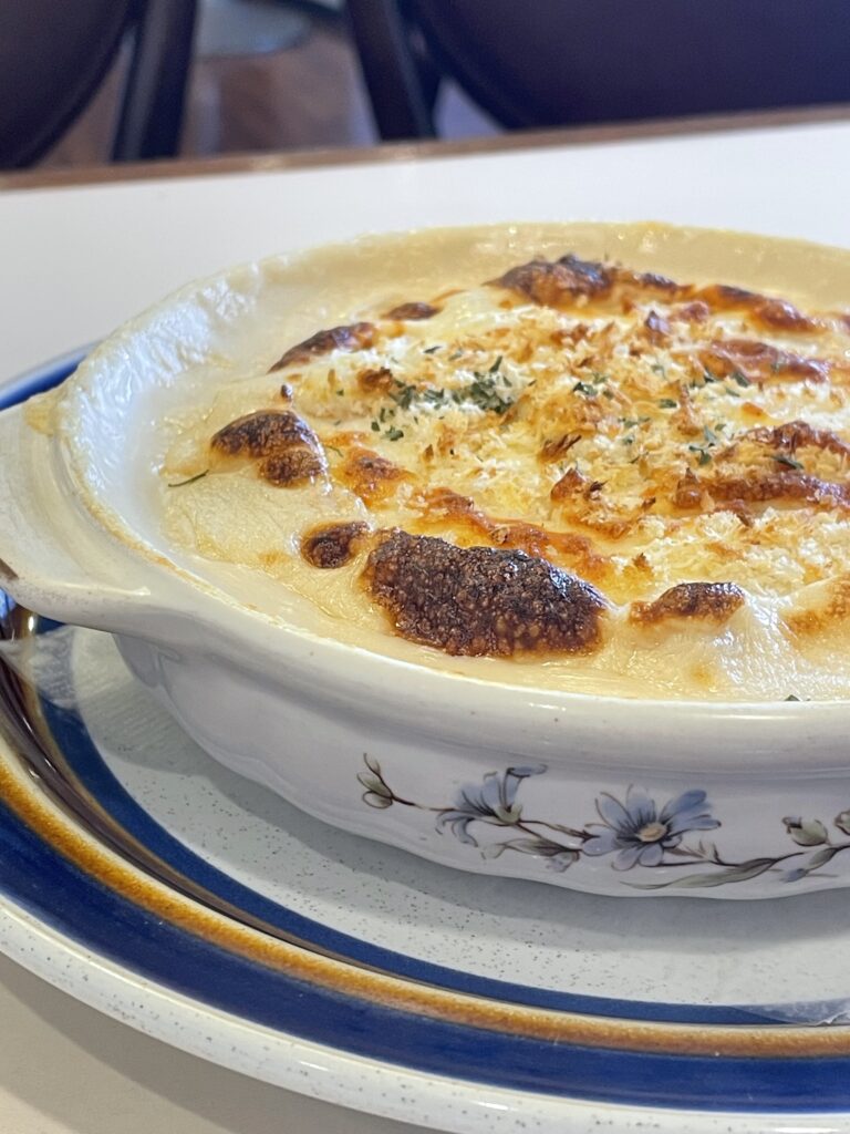 下丸子ハッピー珈琲の海老グラタン