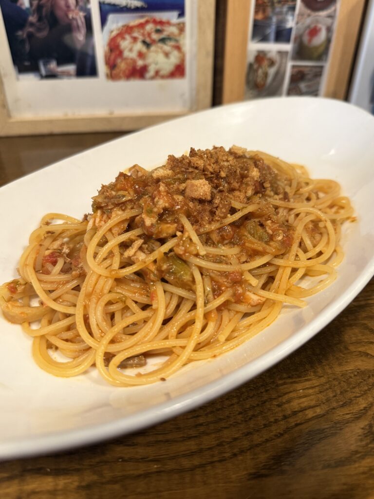 Osteria Ranaのカマスとウイキョウのトマトソース