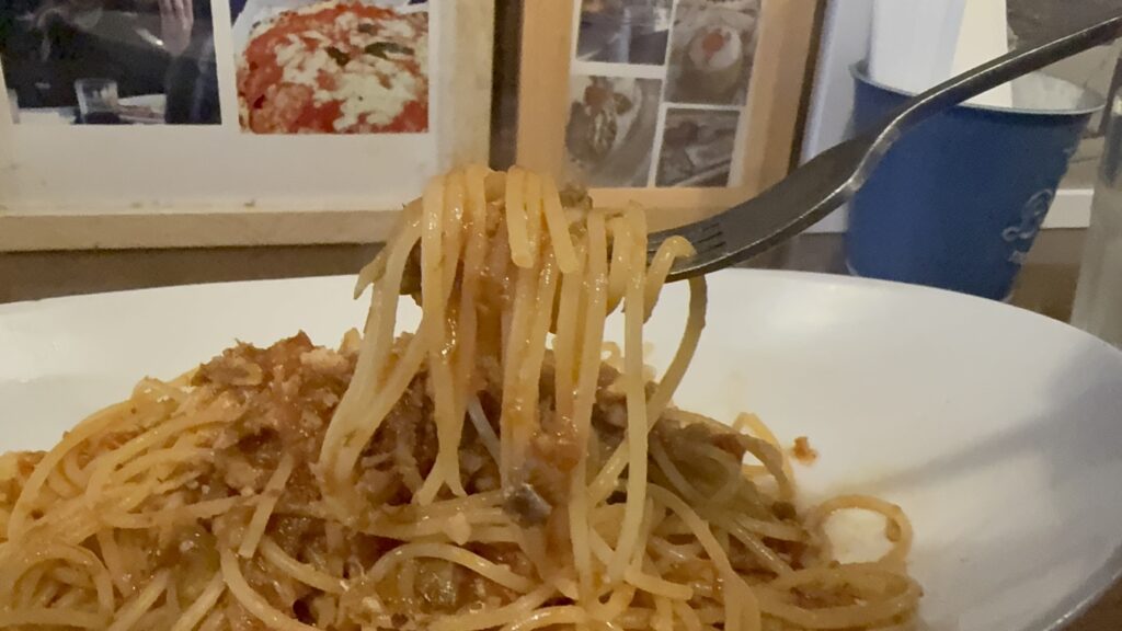 Osteria Ranaのパスタを巻き上げたところ